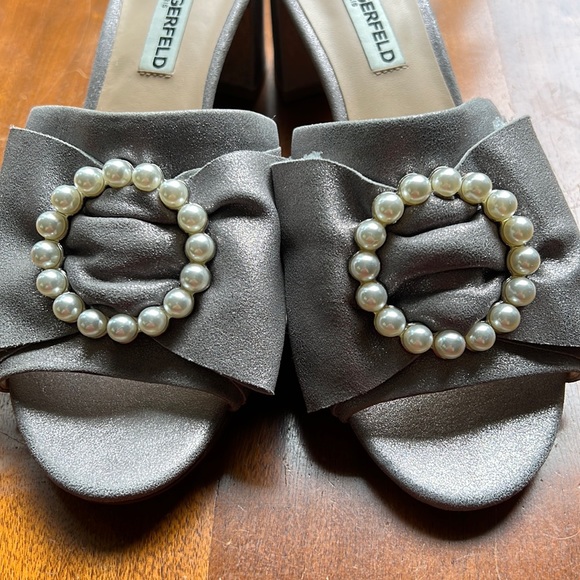 Karl Lagerfeld Henri Bow Pearl Pewter Metallic Suede Block Heel Dress Mules 7.5 - Picture 5 of 11